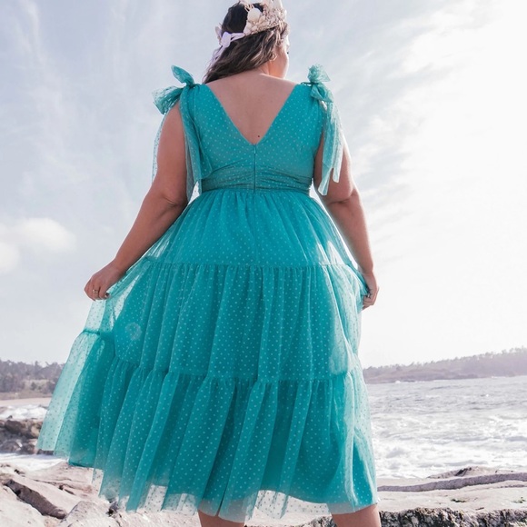 Jeanne Dress in Teal - Picture 5 of 6